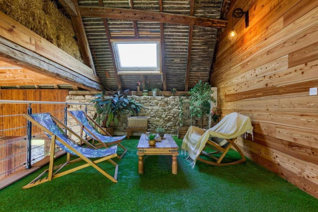 Treffort  Gite De Charme : La Grange Au Lac Azur מראה חיצוני תמונה