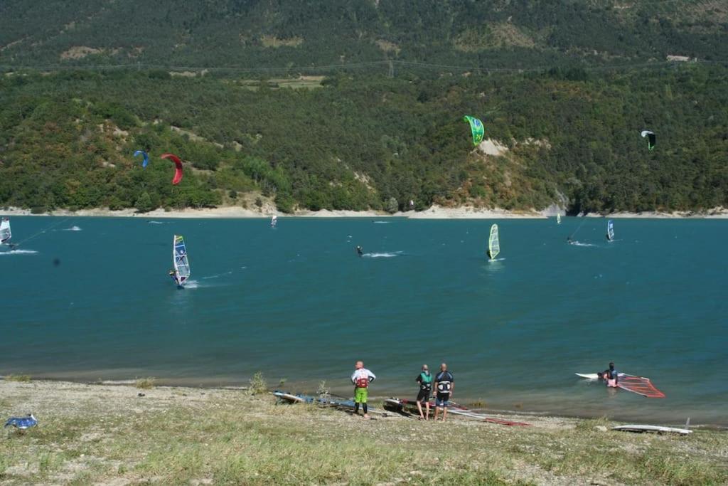 Treffort  Gite De Charme : La Grange Au Lac Azur מראה חיצוני תמונה