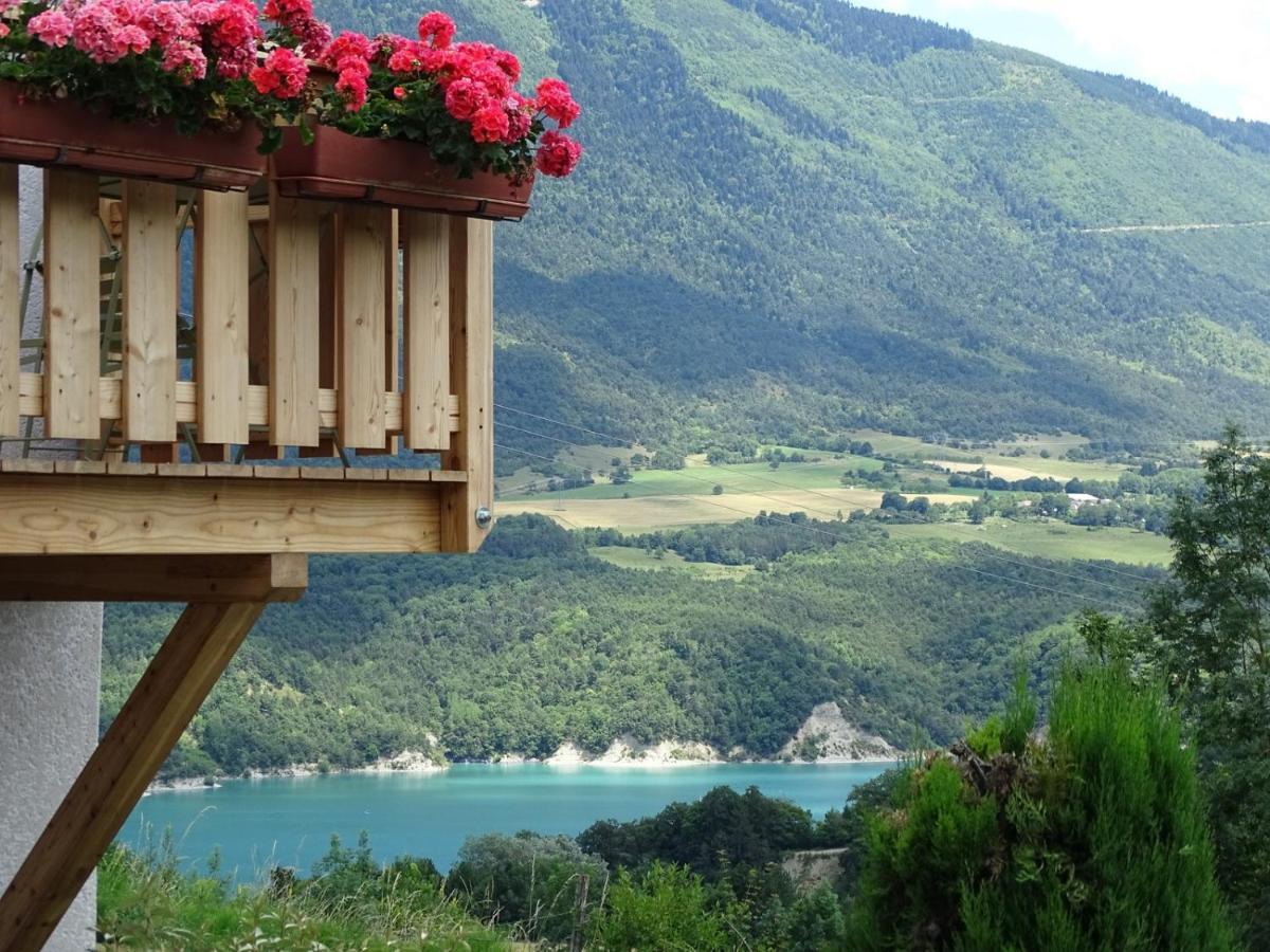 Treffort  Gite De Charme : La Grange Au Lac Azur מראה חיצוני תמונה