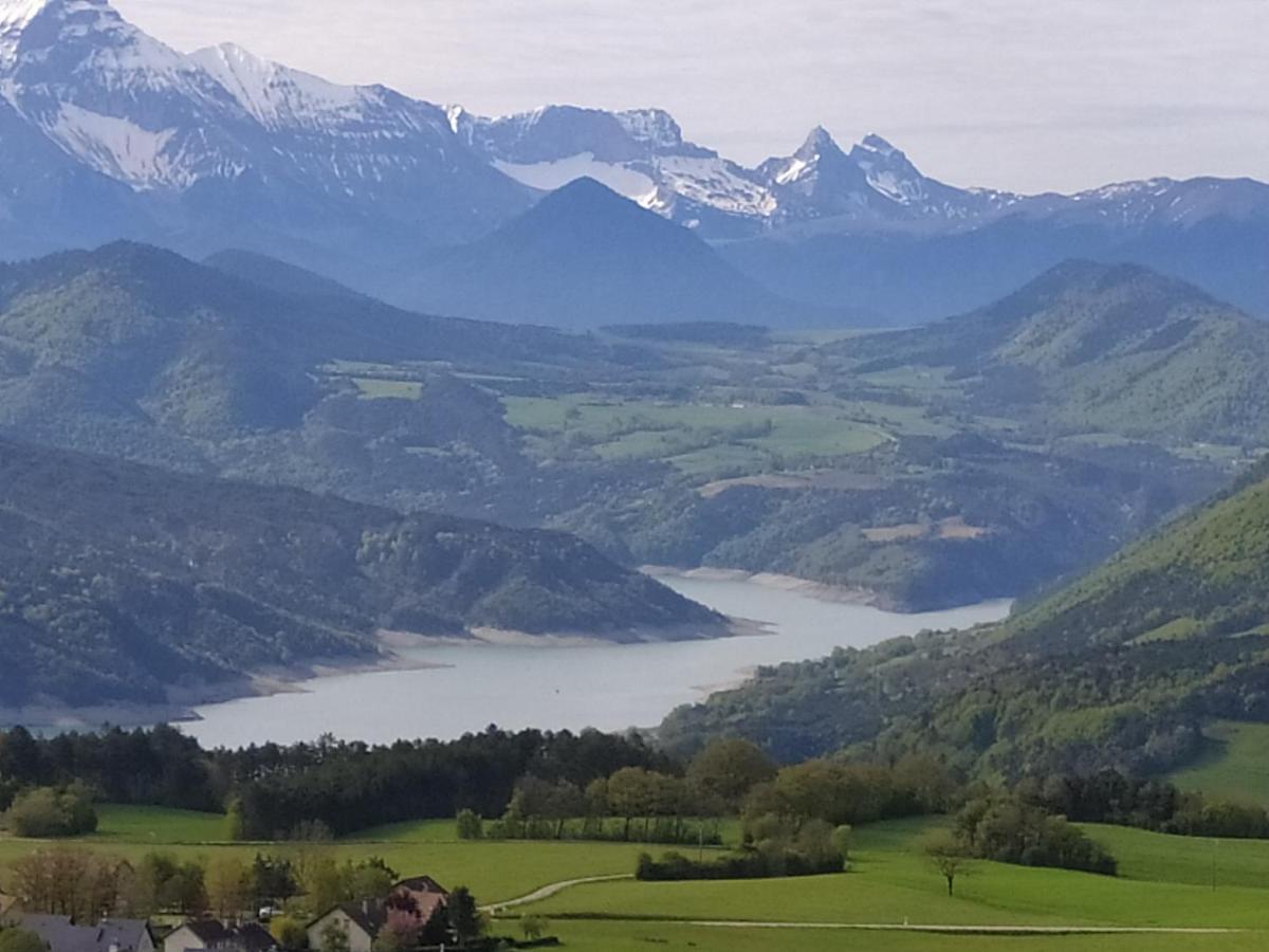 Treffort  Gite De Charme : La Grange Au Lac Azur מראה חיצוני תמונה
